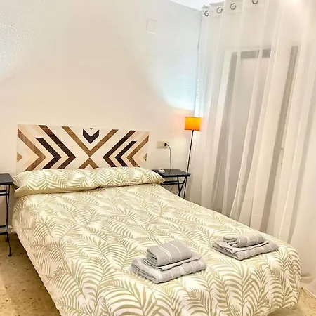 Acogedor Piso 2° Linea De Playa! Appartement