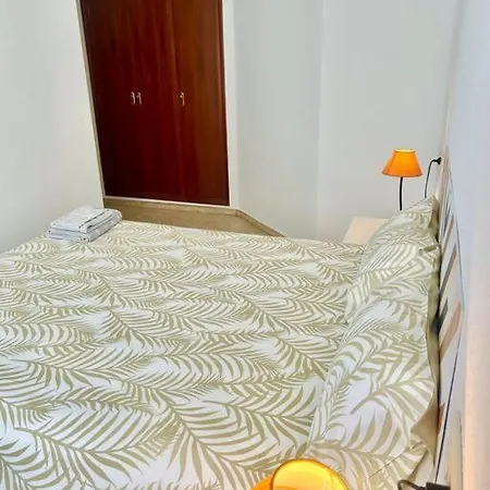Acogedor Piso 2° Linea De Playa! *