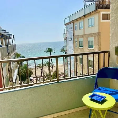 Acogedor Piso 2° Linea De Playa! *