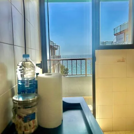Acogedor Piso 2° Linea De Playa! 아파트